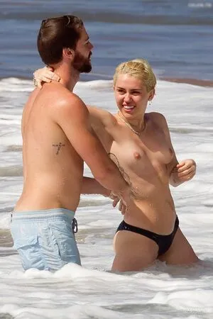 Miley Cyrus OnlyFans Leaked Free Thumbnail Picture - #scqwRpKTjE