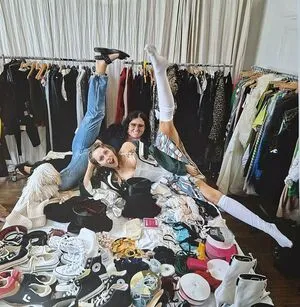 Miley Cyrus OnlyFans Leaked Free Thumbnail Picture - #siDaLdrNL3