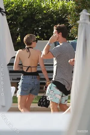 Miley Cyrus OnlyFans Leaked Free Thumbnail Picture - #uNNgw8RlK5