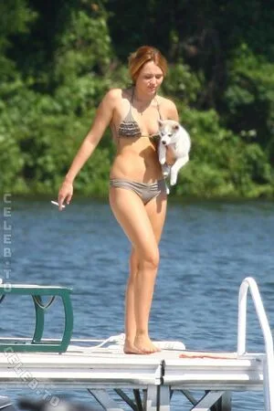 Miley Cyrus OnlyFans Leaked Free Thumbnail Picture - #y3uoHJc5oA
