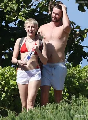 Miley Cyrus OnlyFans Leaked Free Thumbnail Picture - #yJ1baj5ZKT