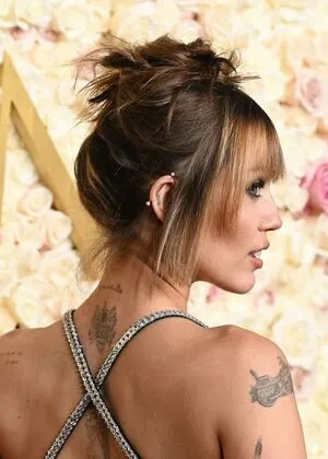 Miley Cyrus OnlyFans Leaked Free Thumbnail Picture - #zDDbYoE3ru