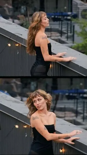 Miley Cyrus OnlyFans Leaked Free Thumbnail Picture - #zlwLcPfdvj