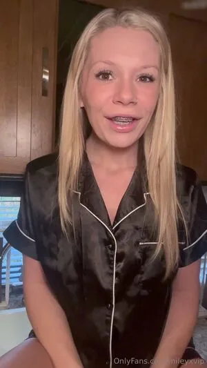 Miley OnlyFans Leaked Free Thumbnail Picture - #1vgWiU6Nze