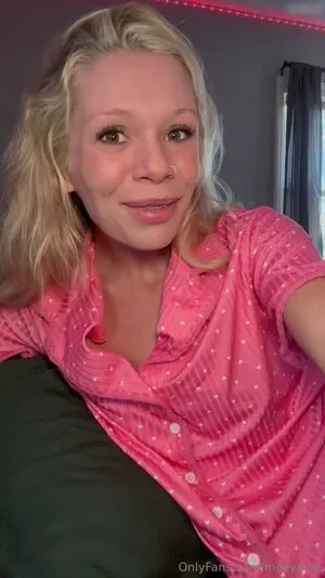 Miley OnlyFans Leaked Free Thumbnail Picture - #TtHtU1i6UP