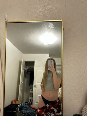 Mileycollege OnlyFans Leaked Free Thumbnail Picture - #7s3K73cdeG