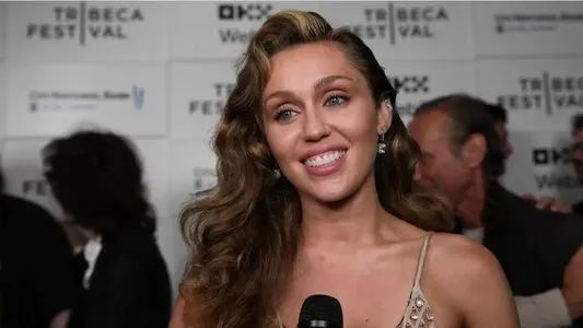 Mileycyrus OnlyFans Leaked Free Thumbnail Picture - #v8BxA1yI9h