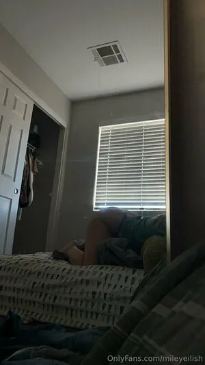 Mileyeilish OnlyFans Leaked Free Thumbnail Picture - #EZSUj8ZzW2