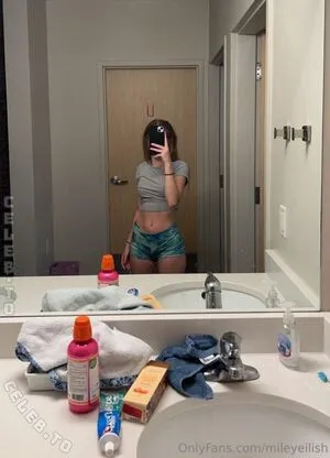Mileyeilish OnlyFans Leaked Free Thumbnail Picture - #OgvsjDguJ1