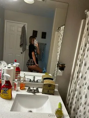 Mileyeilish OnlyFans Leaked Free Thumbnail Picture - #SO3hl1ZzMP