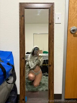 Mileyeilish OnlyFans Leaked Free Thumbnail Picture - #TrrYvpcziw