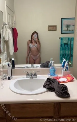 Mileyeilish OnlyFans Leaked Free Thumbnail Picture - #gMhoPdj5vr