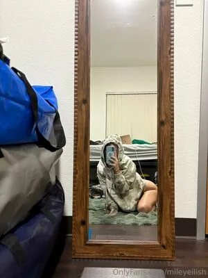 Mileyeilish OnlyFans Leaked Free Thumbnail Picture - #iiK38K8NlS