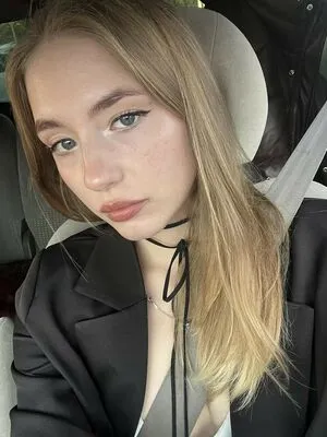 Mileyycarter OnlyFans Leaked Free Thumbnail Picture - #2AwjdnAcam