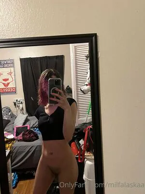 Milfalaskaa OnlyFans Leaked Free Thumbnail Picture - #PbnX5veGZQ