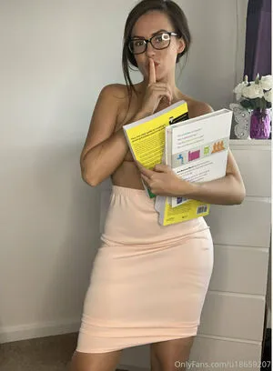 Milfcharlieerose3 OnlyFans Leaked Free Thumbnail Picture - #LOF20h8xLj