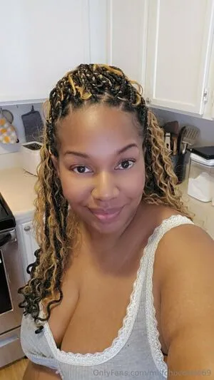 Milfchocolate69 OnlyFans Leaked Free Thumbnail Picture - #UtHHjiAyE7