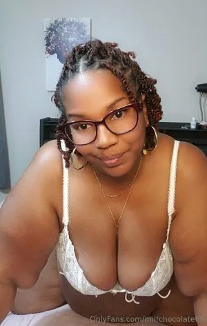 Milfchocolate69 OnlyFans Leaked Free Thumbnail Picture - #rGjsSamis3