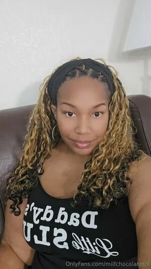 Milfchocolate69 OnlyFans Leaked Free Thumbnail Picture - #xonCYlYNz7
