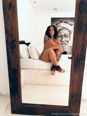 Milfmarquise OnlyFans Leaked Free Thumbnail Picture - #E93C9Lt3T5