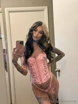 Milfmoneyhoney OnlyFans Leaked Free Thumbnail Picture - #ED7NXo2P6M