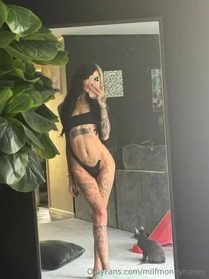 Milfmoneyhoney OnlyFans Leaked Free Thumbnail Picture - #NFliAZuI6T