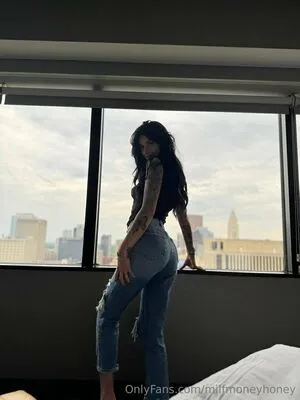 Milfmoneyhoney OnlyFans Leaked Free Thumbnail Picture - #wmhTfBF1Jv