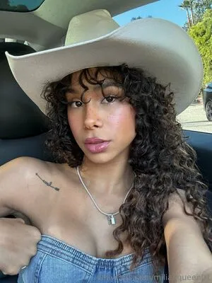 Milianqueen01 OnlyFans Leaked Free Thumbnail Picture - #InNFTZzst3