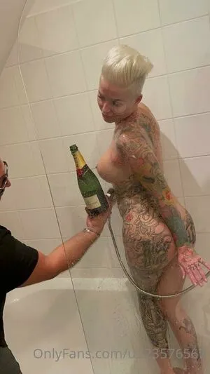 Milkieshakes88 OnlyFans Leaked Free Thumbnail Picture - #1Mg38MaLe3