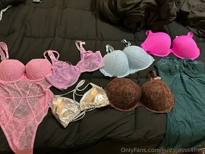 Milkmamijasfree OnlyFans Leaked Free Thumbnail Picture - #bDouNH2OCr