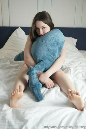 Milky Mickey OnlyFans Leaked Free Thumbnail Picture - #306IOpaoGE