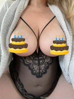 Milkymamaxo OnlyFans Leaked Free Thumbnail Picture - #OyNUg2hfA7