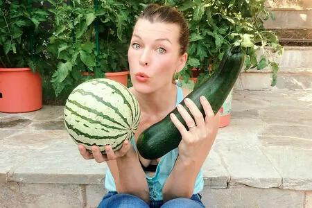 Milla Jovovich OnlyFans Leaked Free Thumbnail Picture - #1LrsJ05tdZ