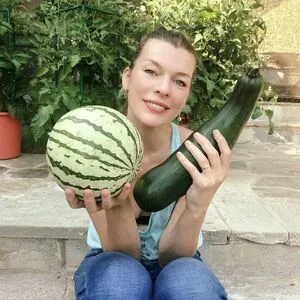 Milla Jovovich OnlyFans Leaked Free Thumbnail Picture - #DbErrnJlJD