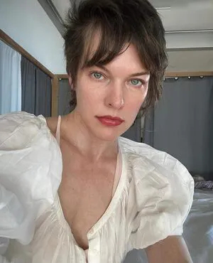 Milla Jovovich OnlyFans Leaked Free Thumbnail Picture - #kcCMaAxsUw