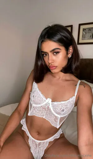 Milla Macxine OnlyFans Leaked Free Thumbnail Picture - #UEXoxv38pc