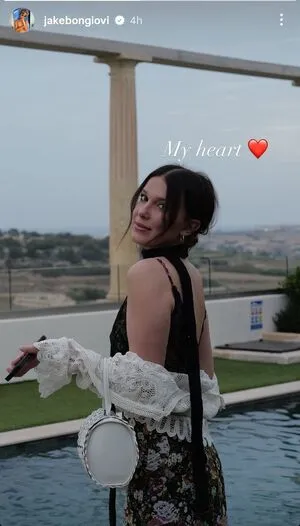 Millie Bobby Brown OnlyFans Leaked Free Thumbnail Picture - #1C0IpHegA1