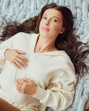 Millie Bobby Brown OnlyFans Leaked Free Thumbnail Picture - #1Co7Z9Cq2h