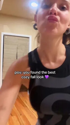 Millie Bobby Brown OnlyFans Leaked Free Thumbnail Picture - #24bxjpeNB7