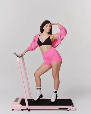 Millie Bobby Brown OnlyFans Leaked Free Thumbnail Picture - #2KnqJXPCSX