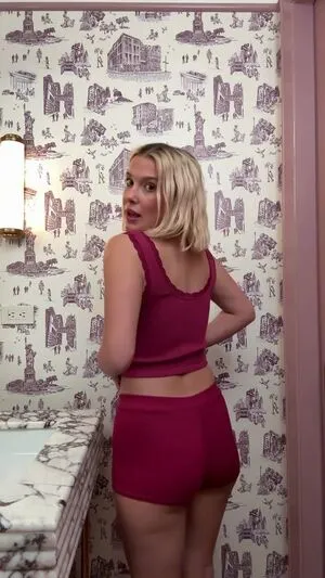 Millie Bobby Brown OnlyFans Leaked Free Thumbnail Picture - #3P9lt3sxUx