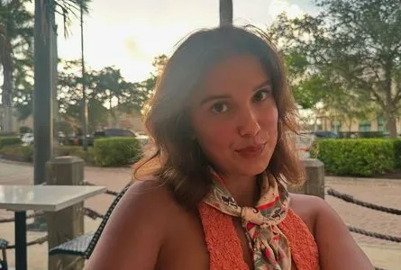 Millie Bobby Brown OnlyFans Leaked Free Thumbnail Picture - #4tB19r4Jn2