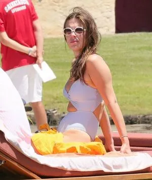 Millie Bobby Brown OnlyFans Leaked Free Thumbnail Picture - #4vxfDdxbdE