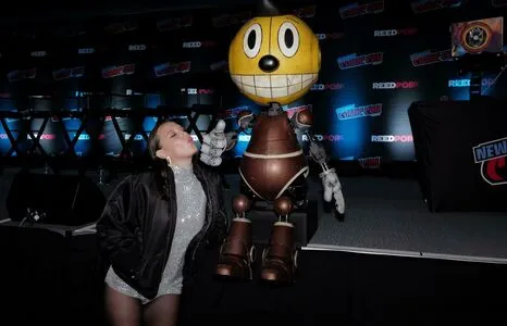 Millie Bobby Brown OnlyFans Leaked Free Thumbnail Picture - #77pMI0yxXX