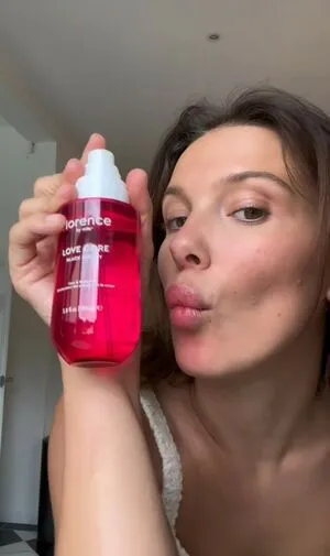 Millie Bobby Brown OnlyFans Leaked Free Thumbnail Picture - #7kVS3gpyFb