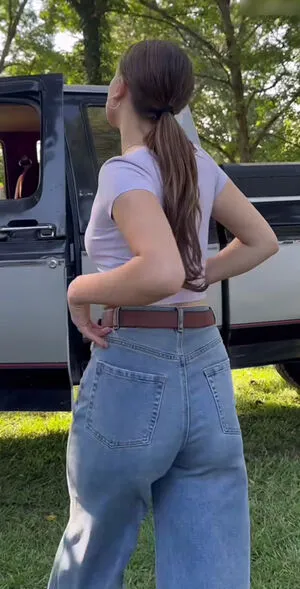 Millie Bobby Brown OnlyFans Leaked Free Thumbnail Picture - #83PPlvNMke