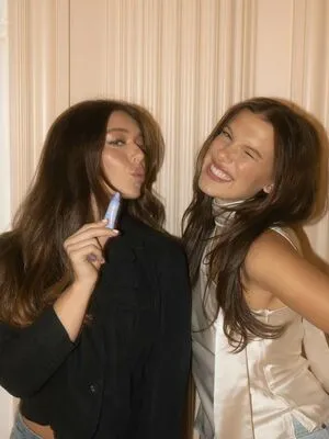 Millie Bobby Brown OnlyFans Leaked Free Thumbnail Picture - #8kZvDXbvVg