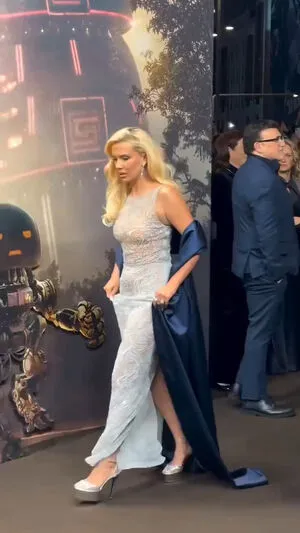 Millie Bobby Brown OnlyFans Leaked Free Thumbnail Picture - #9QQx9Yll6S