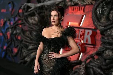 Millie Bobby Brown OnlyFans Leaked Free Thumbnail Picture - #9UUcaOiiiW