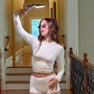 Millie Bobby Brown OnlyFans Leaked Free Thumbnail Picture - #9qvU1p0zwd